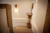 Baño completo con ducha villa rural